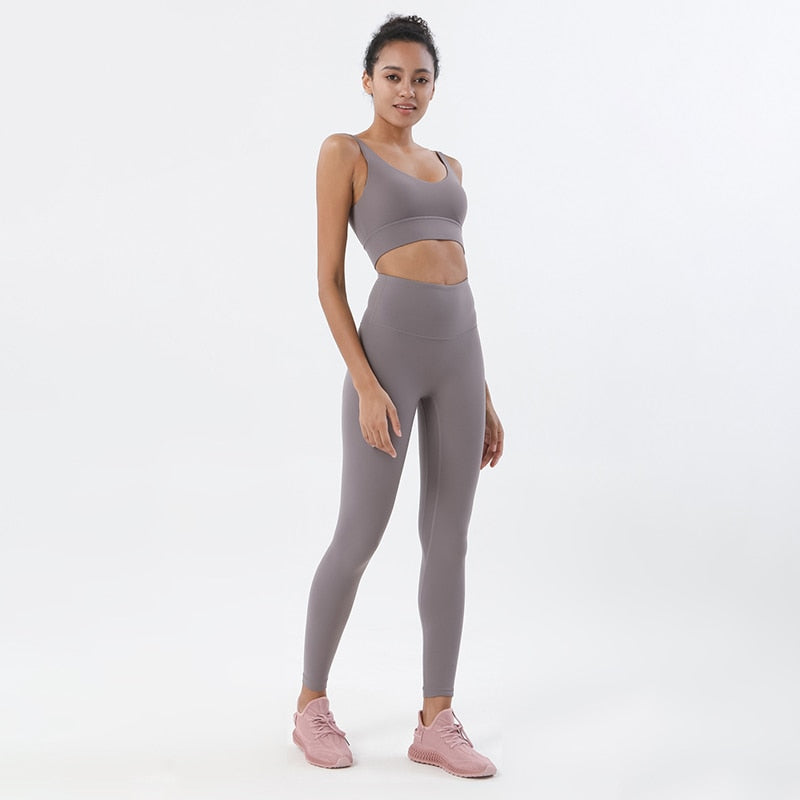 SOISOU Nylon Women's Yoga Set Sports Exercise Bra Leggings - Bonnie Lassio