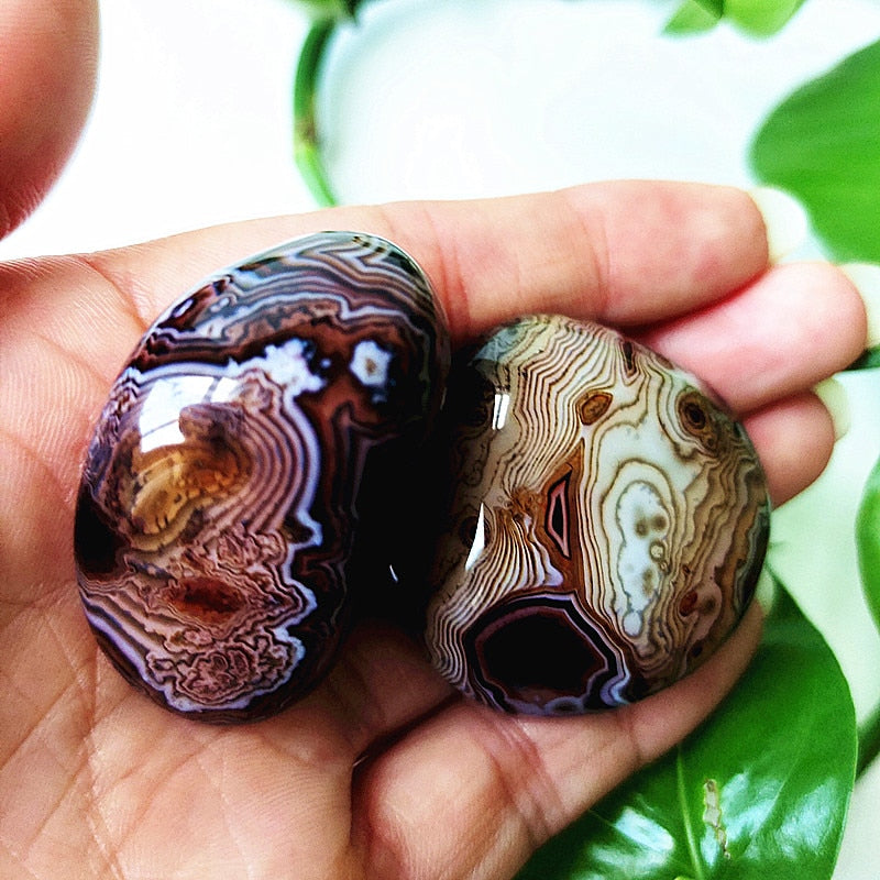 Natural Lace Stone Sardonyx Agate Palm Hand Play Witchcraft Supplies Meditation Spiritual Decor Home Decoration Healing Crystals - Bonnie Lassio