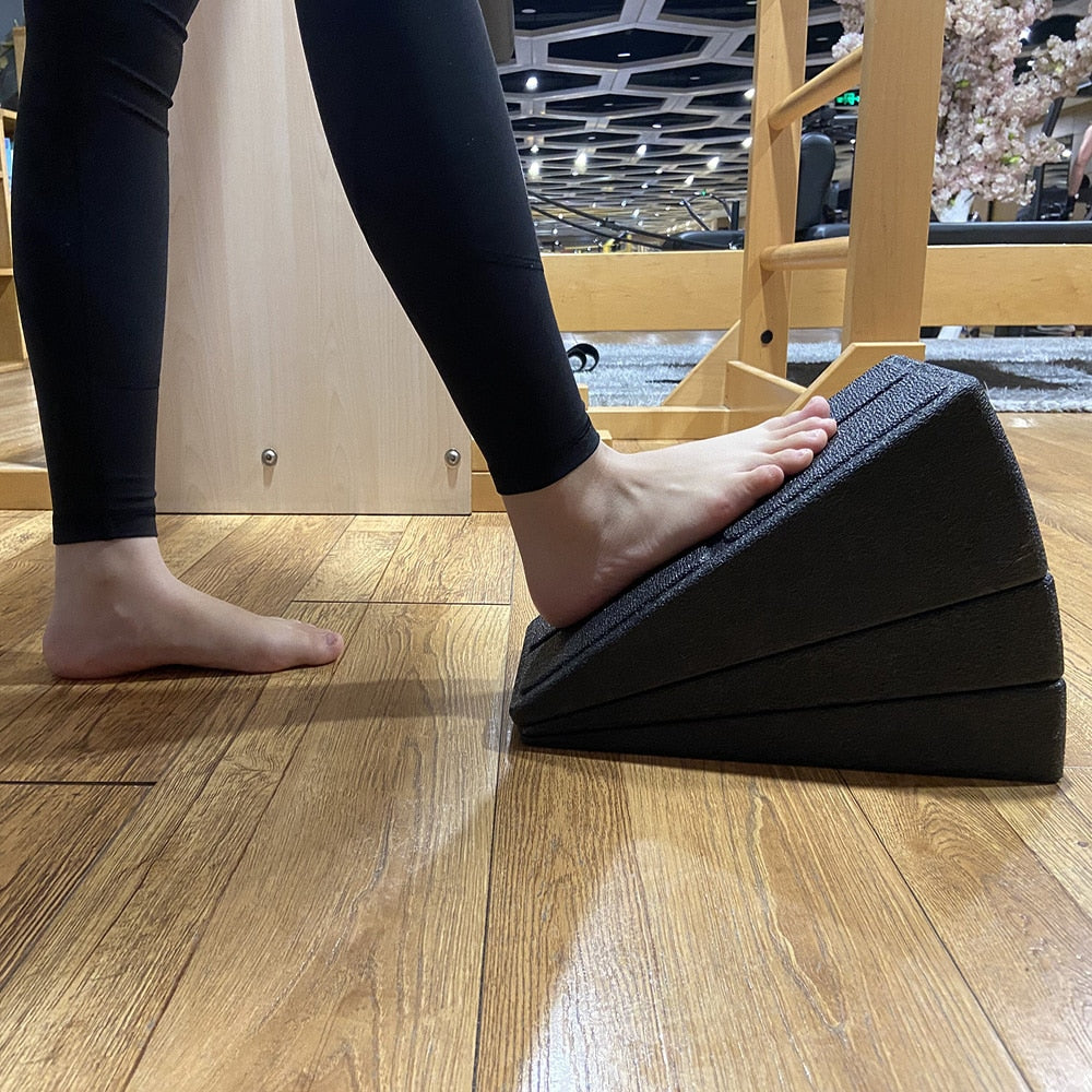 Yoga Wedge Stretch Slant Boards Adjustable Tilt Slanting Board Squat Wedge Block Improve Lower Leg Strength Exercise Gym Fitness - Bonnie Lassio