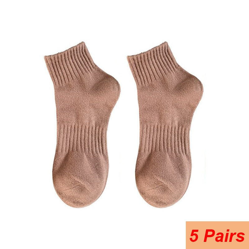 5 Pairs Of Women's Soft Cotton Socks Autumn Winter Fashion - Bonnie Lassio