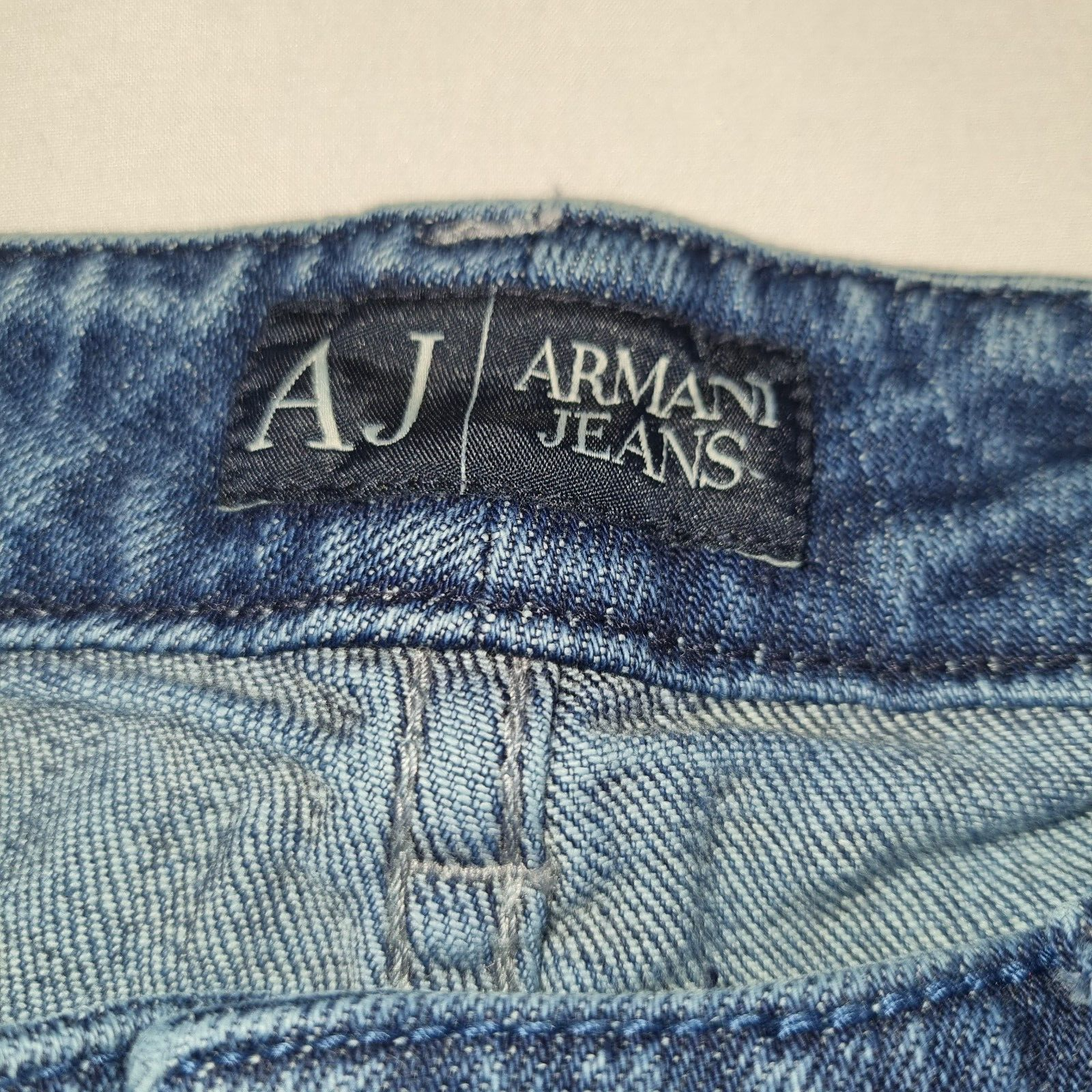 WOMENS ARMANI JEANS SIZE UK BLUE DENIM MID RISE TROUSERS - Bonnie Lassio