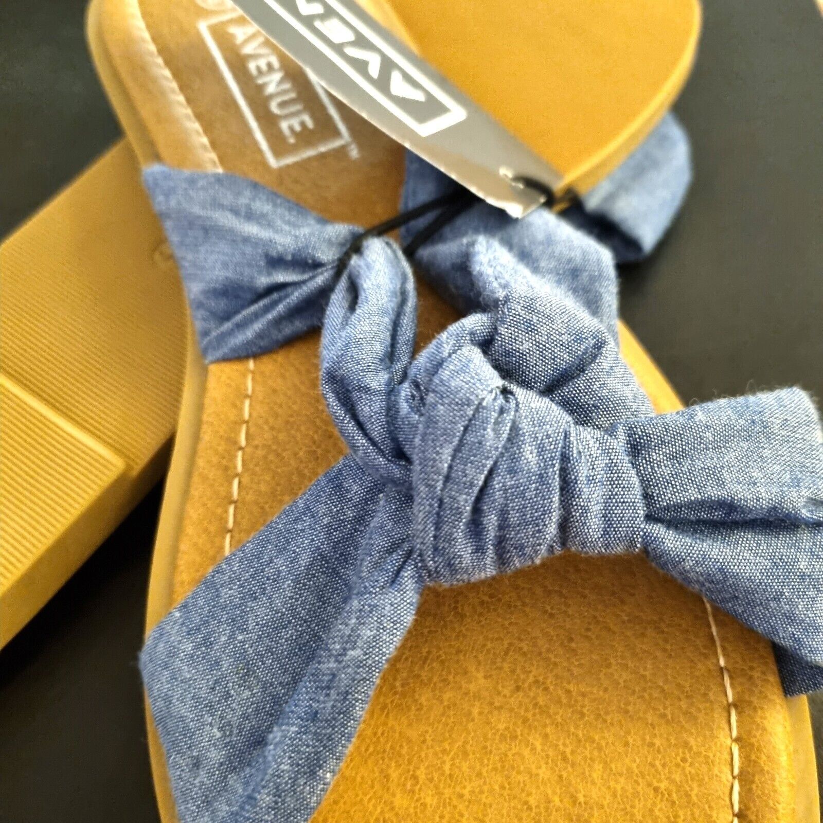 Avenue Ladies Navy Blue Bow Knot Padded Sandals Tan Sliders Size 4 and 6 Tags - Bonnie Lassio