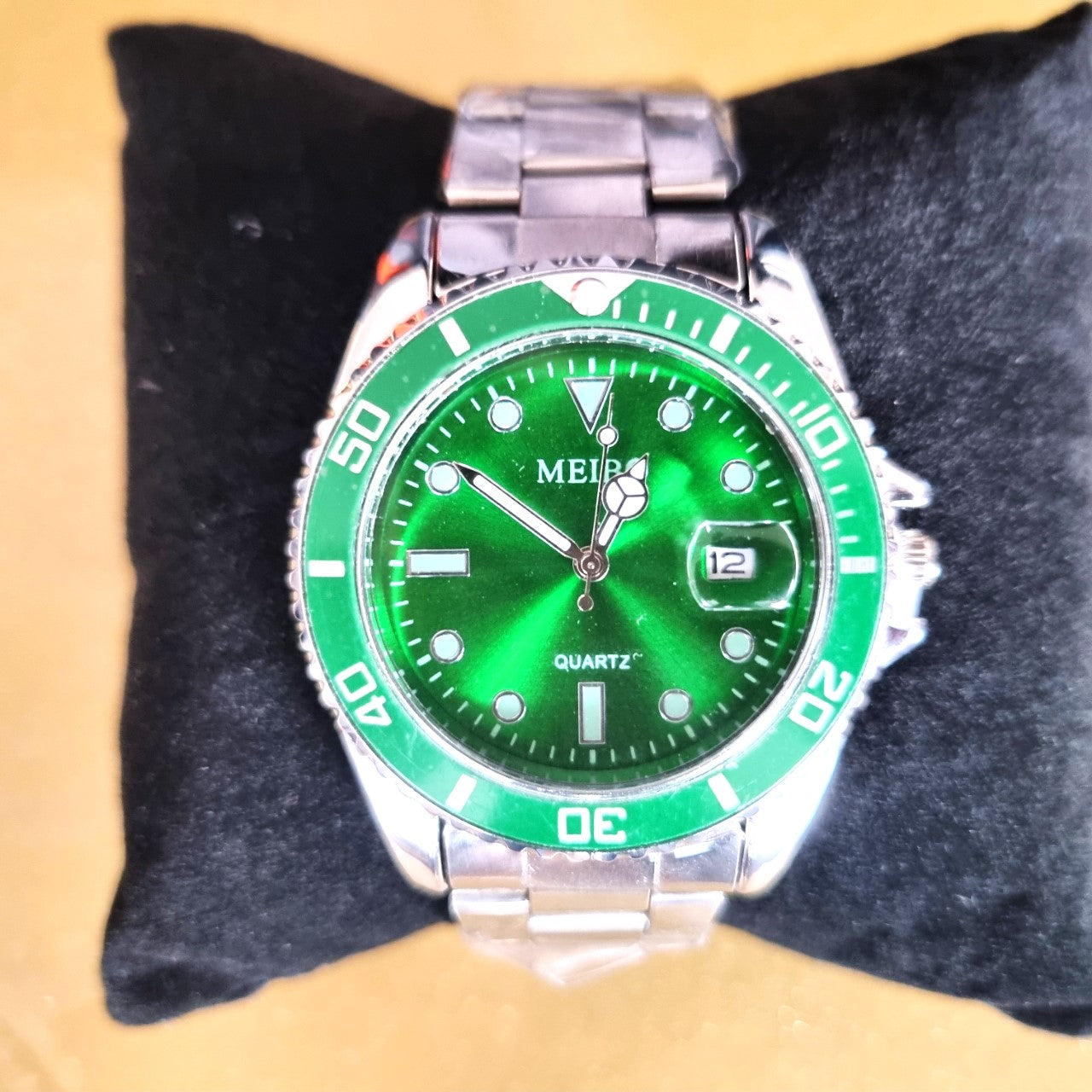 Mens Watches Green Dial Quartz Silver Alloy Strap Auto Date